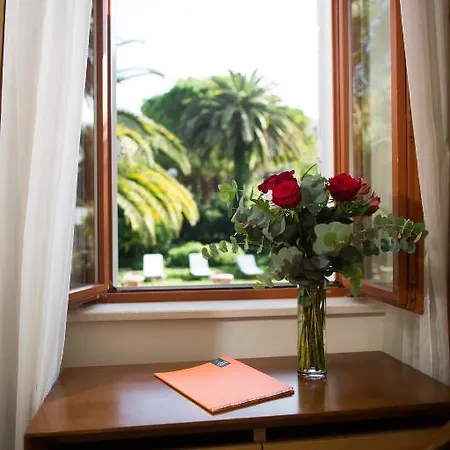 Hotel Zagreb 3*